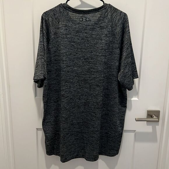 Under Armour Loose Fit,The Tech Tee Size XXL - Picture 3 of 7